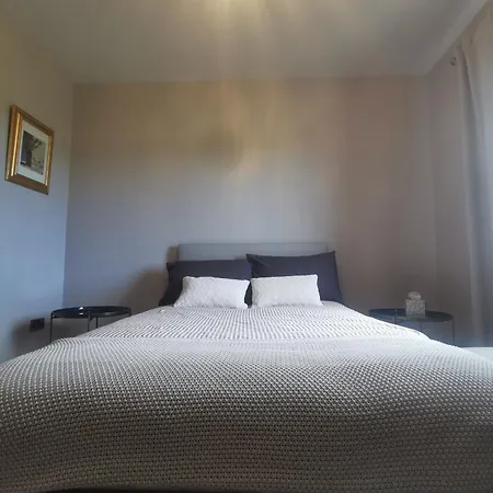 House Small Double Room, Self Catering Roscommon